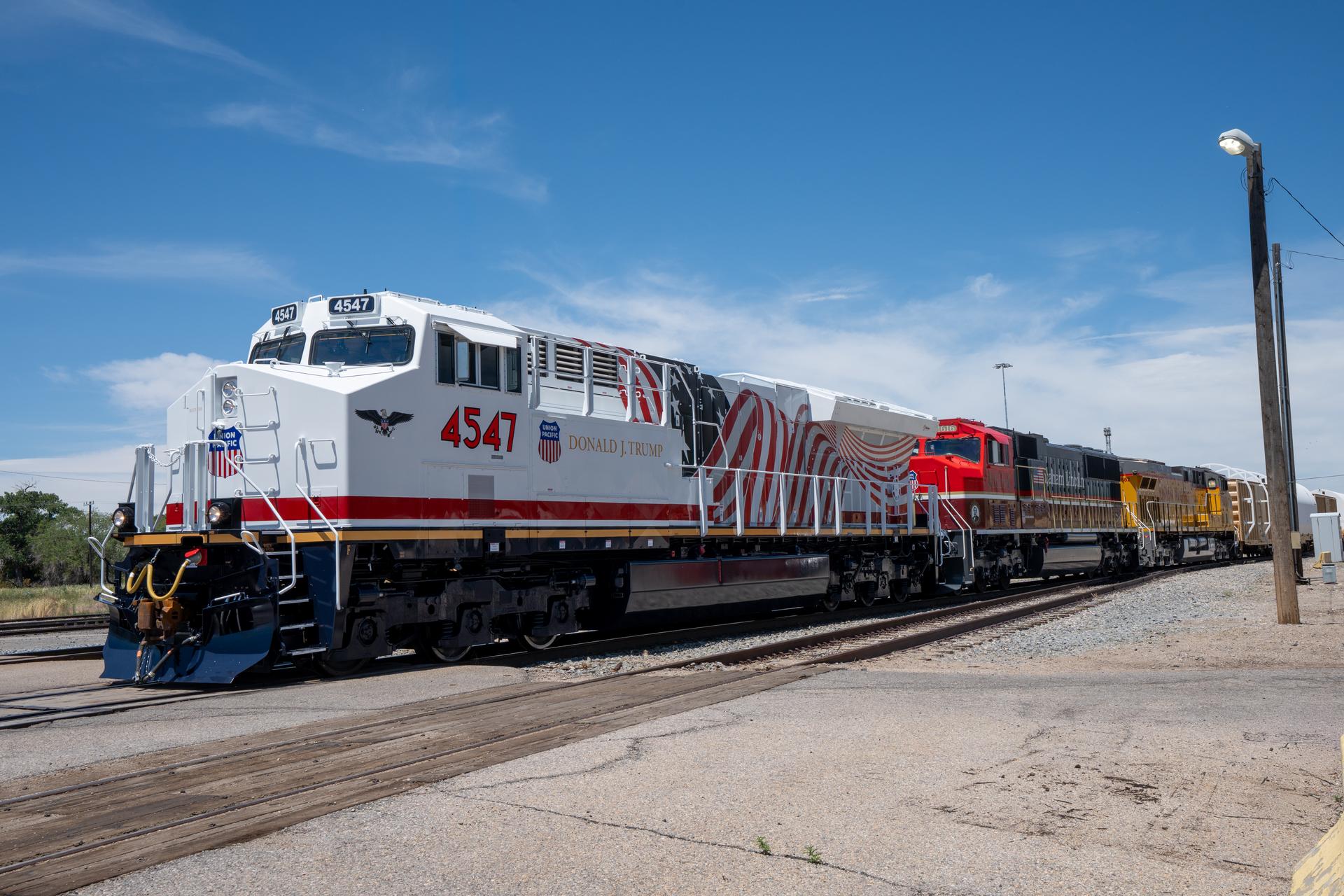 These images capture the final booster motor segments for NASA’s Artemis III mission departing Northrop Grumman’s Railyard Shipping Facility in Corinne, Utah, June 2. The eight segments will form the twin five-segment solid rocket boosters for the agency’s SLS (Space Launch System) rocket, providing more than 75% of the vehicle’s total thrust at liftoff.    Due to their immense size and weight, the booster segments are transported in specialized carriers and are being hauled by Union Pacific Railroad’s newest commemorative locomotive, No. 4547. Marking its inaugural mission, the locomotive will deliver the flight hardware to NASA’s Kennedy Space Center in Florida, where stacking operations for Artemis III are set to begin later this year. 